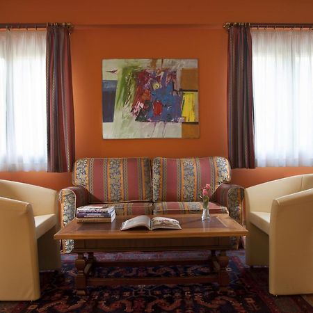 Hotel Naonis Cordenons Luaran gambar